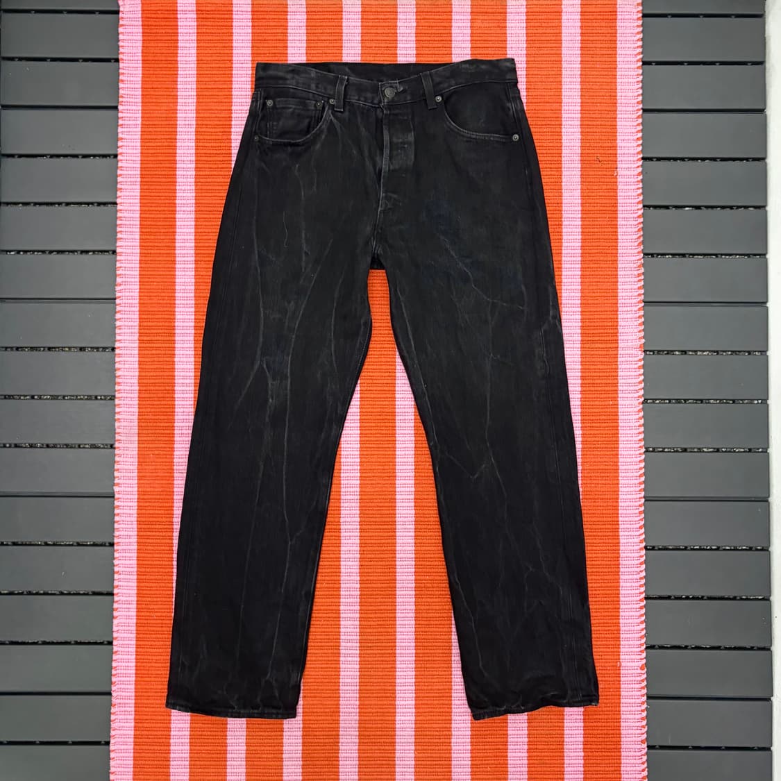 리바이스 501 크랙 워싱 블랙진 (32) 상품이미지4