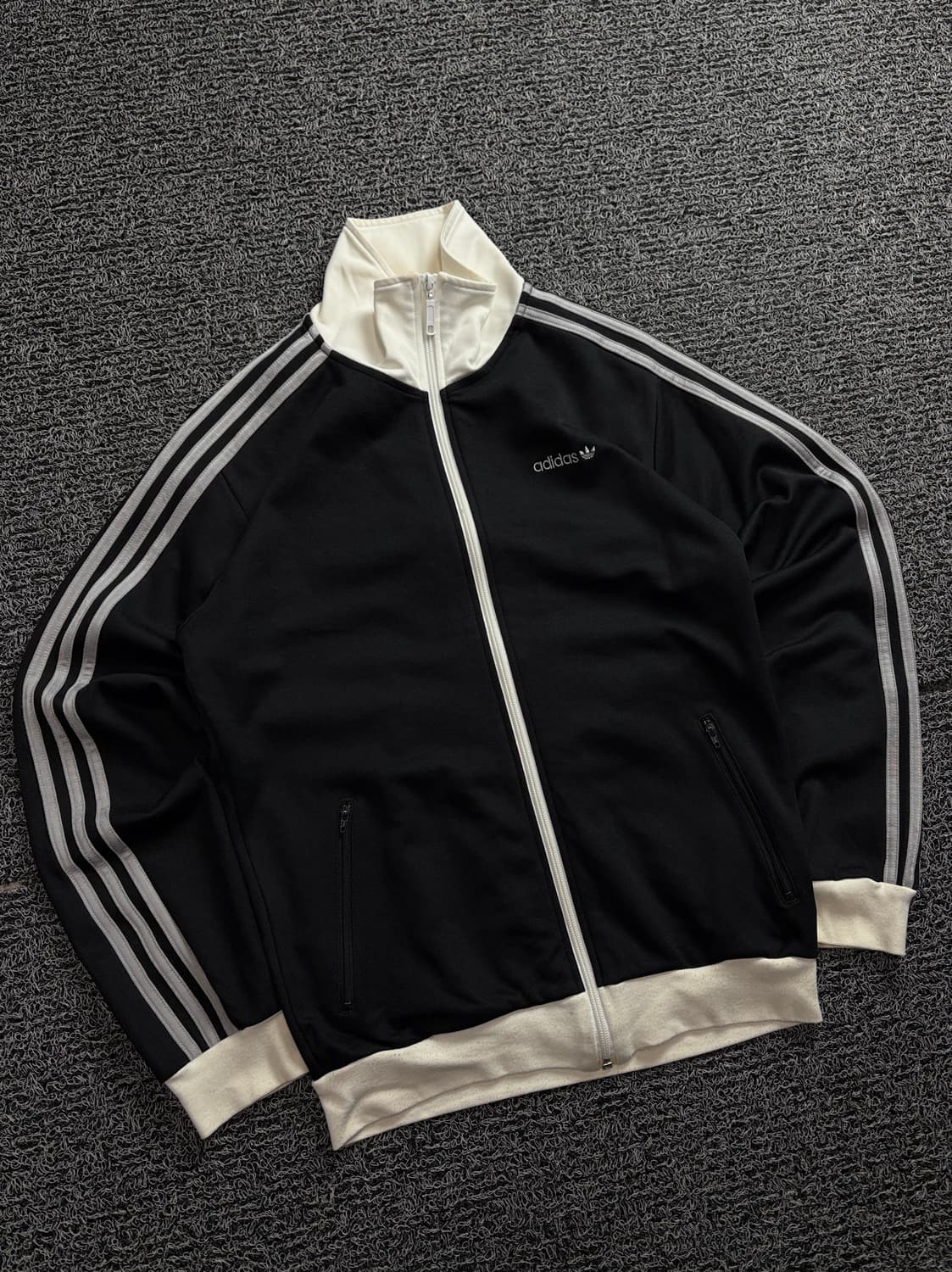 00s 아디다스 올드스쿨 버켄바우어 블랙 실버 트랙탑 1785 상품이미지1