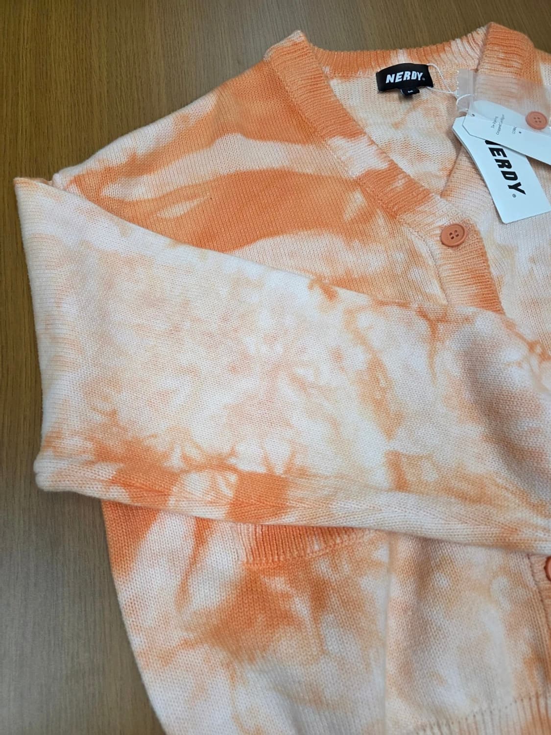 [새제품] 널디 타이다이 크롭 가디건 오렌지 M 상품이미지4