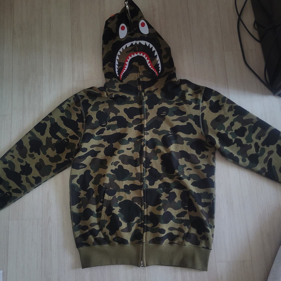 BApe 샤크 카모 후드집업 정품 XL 상품이미지10