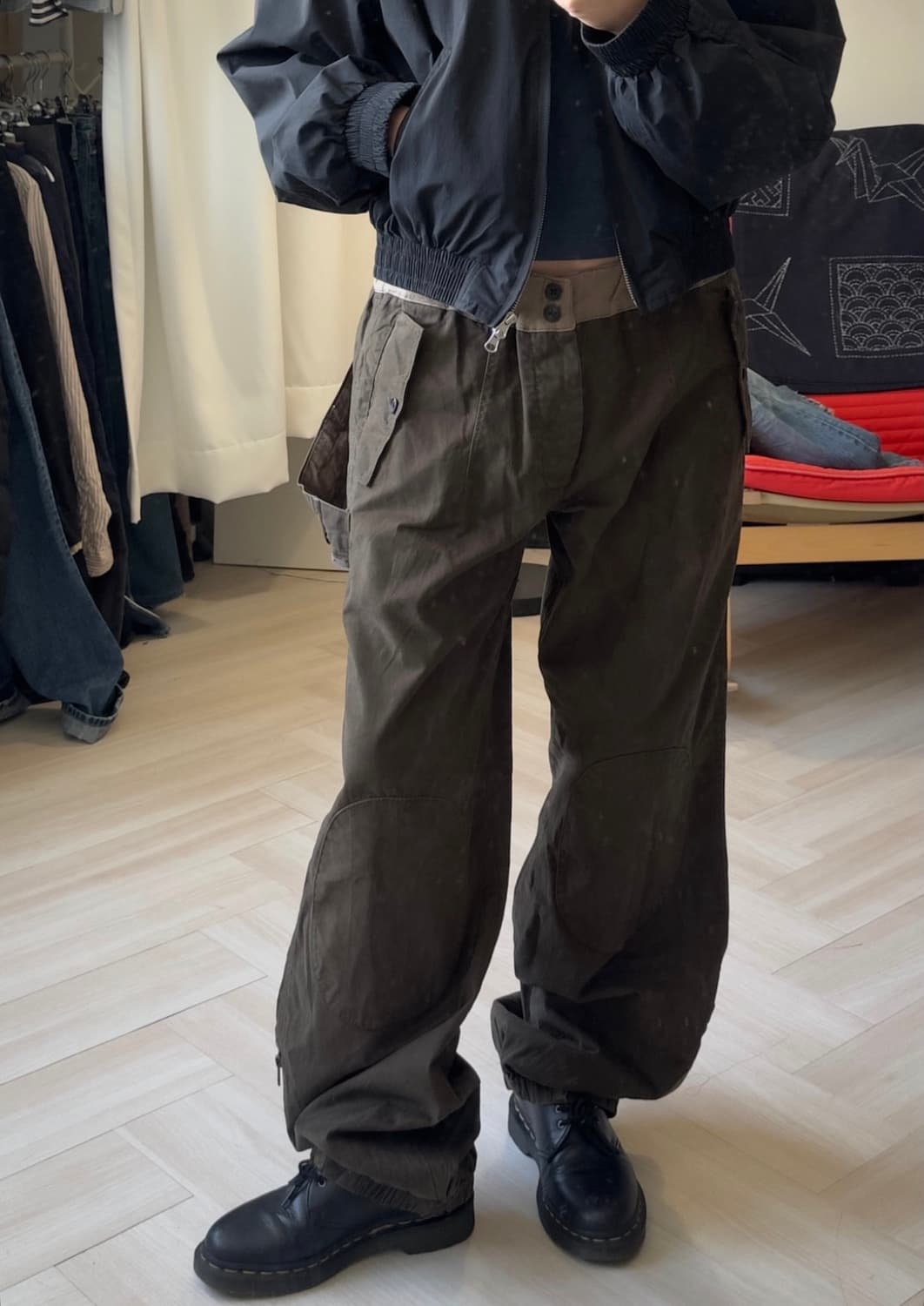 Y2K 스트랩 프린팅 디테일 카키 밴딩 팬츠 상품이미지1