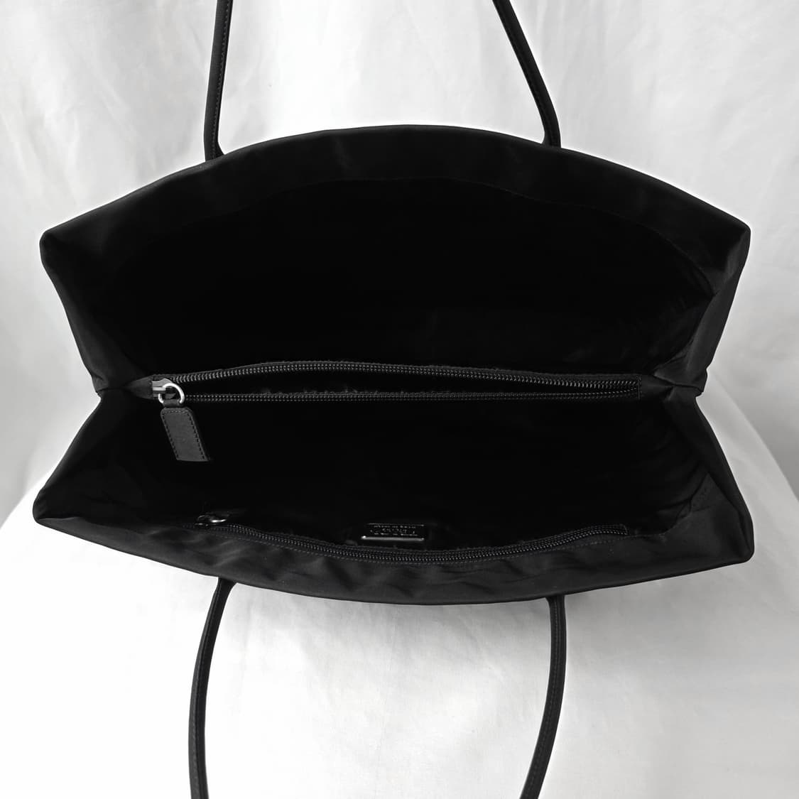 [정품 PRADA] 프라다 직사각 나일론 토트백 여성 서류가방 상품이미지5