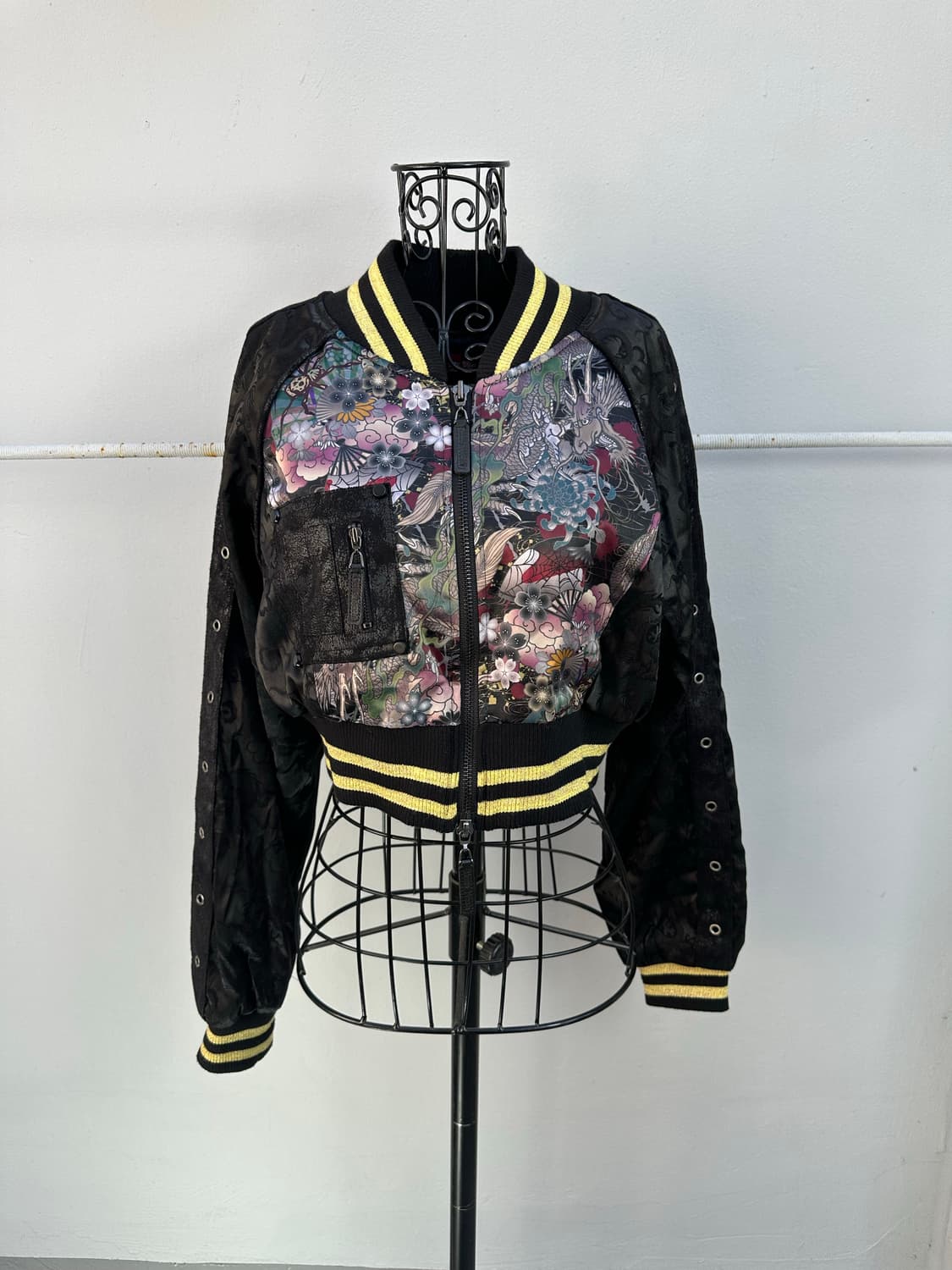 Qutie Frash 크롭 스카잔 자켓 상품이미지1