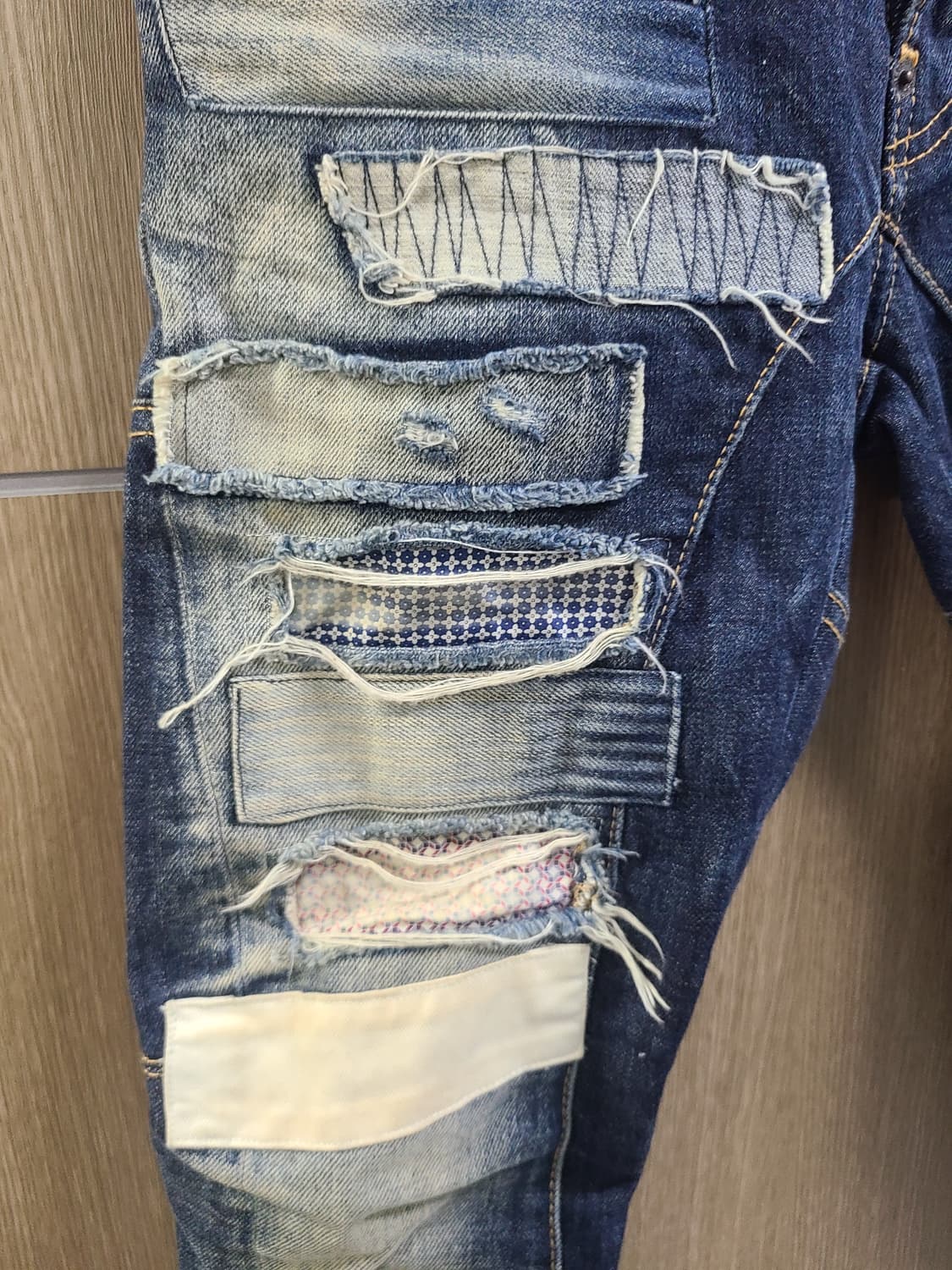 디스퀘어드2 패치 데님 청바지 42사이즈 상품이미지3