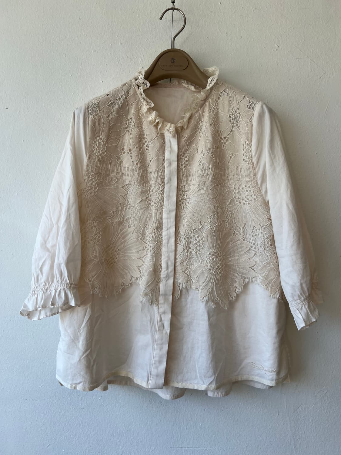 손정완 여성 크림아이보리 레이스배색블라우스 7부셔츠 상품이미지2