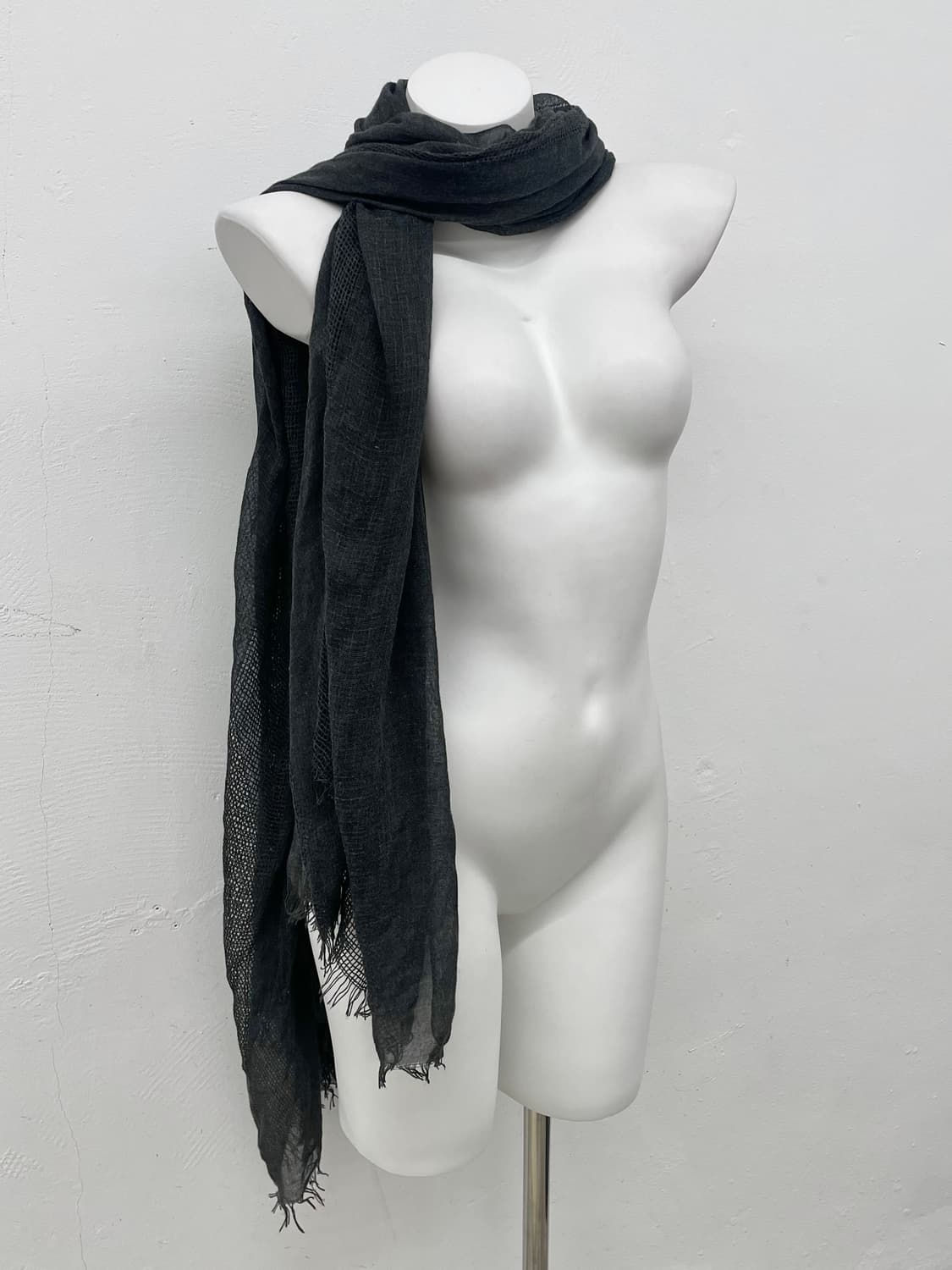 차콜 그런지 배색 머플러  상품이미지3