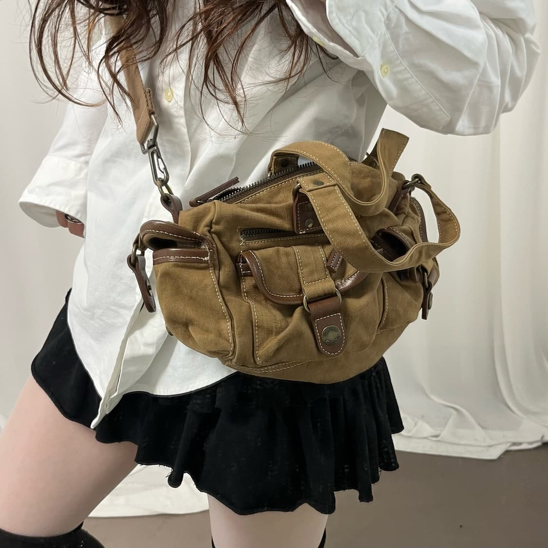 Who.A.U brown cross bag 상품이미지3