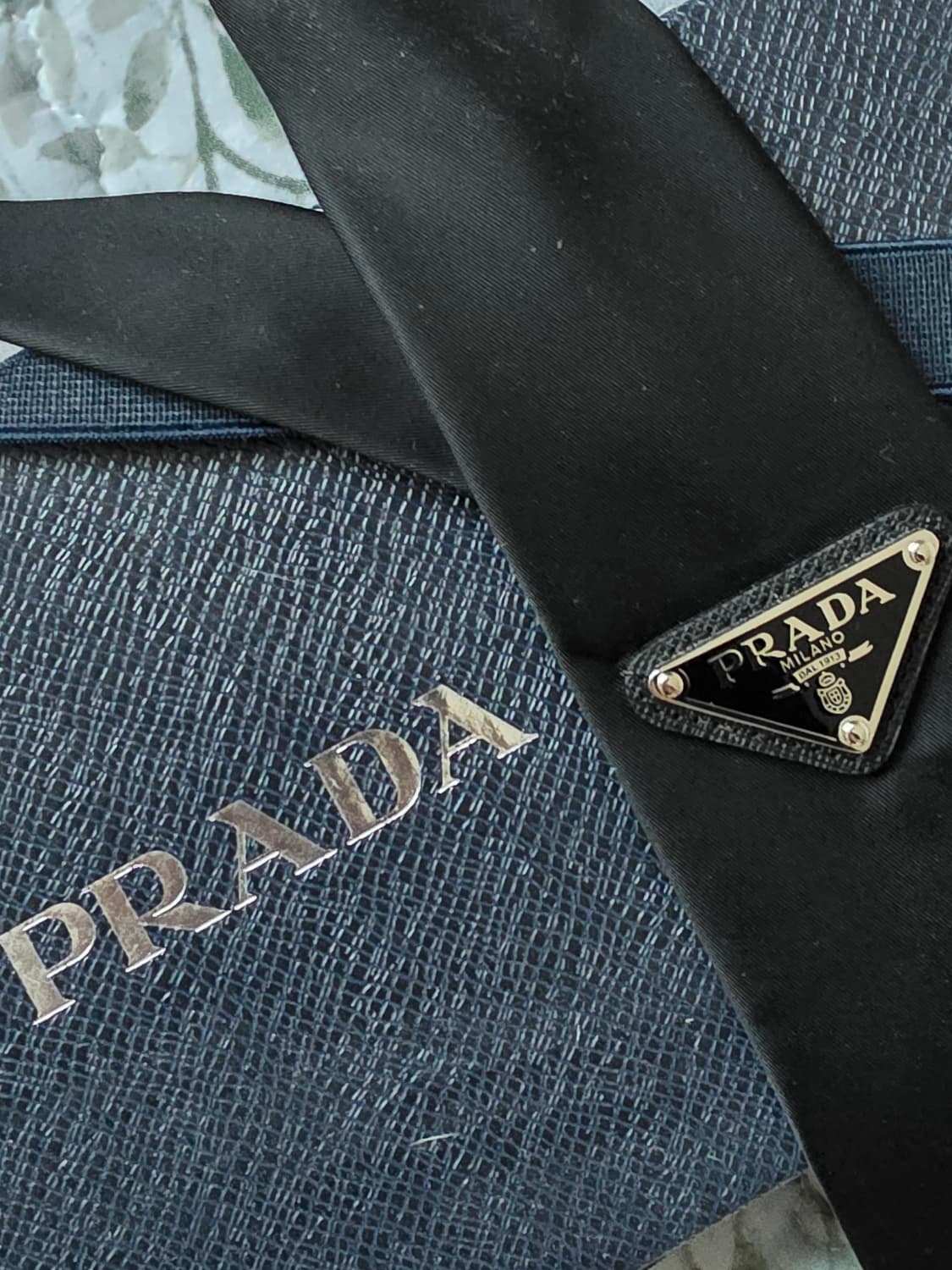 프라다 넥타이 상품이미지1