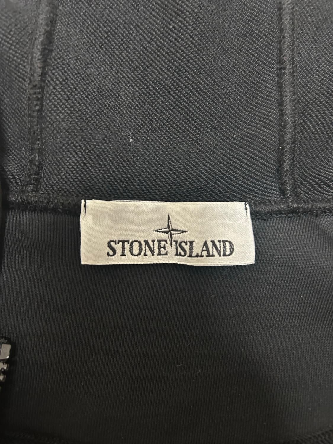 스톤아일랜드 후드집업 m 사이즈 ”거의 새상품“ 판매 상품이미지3