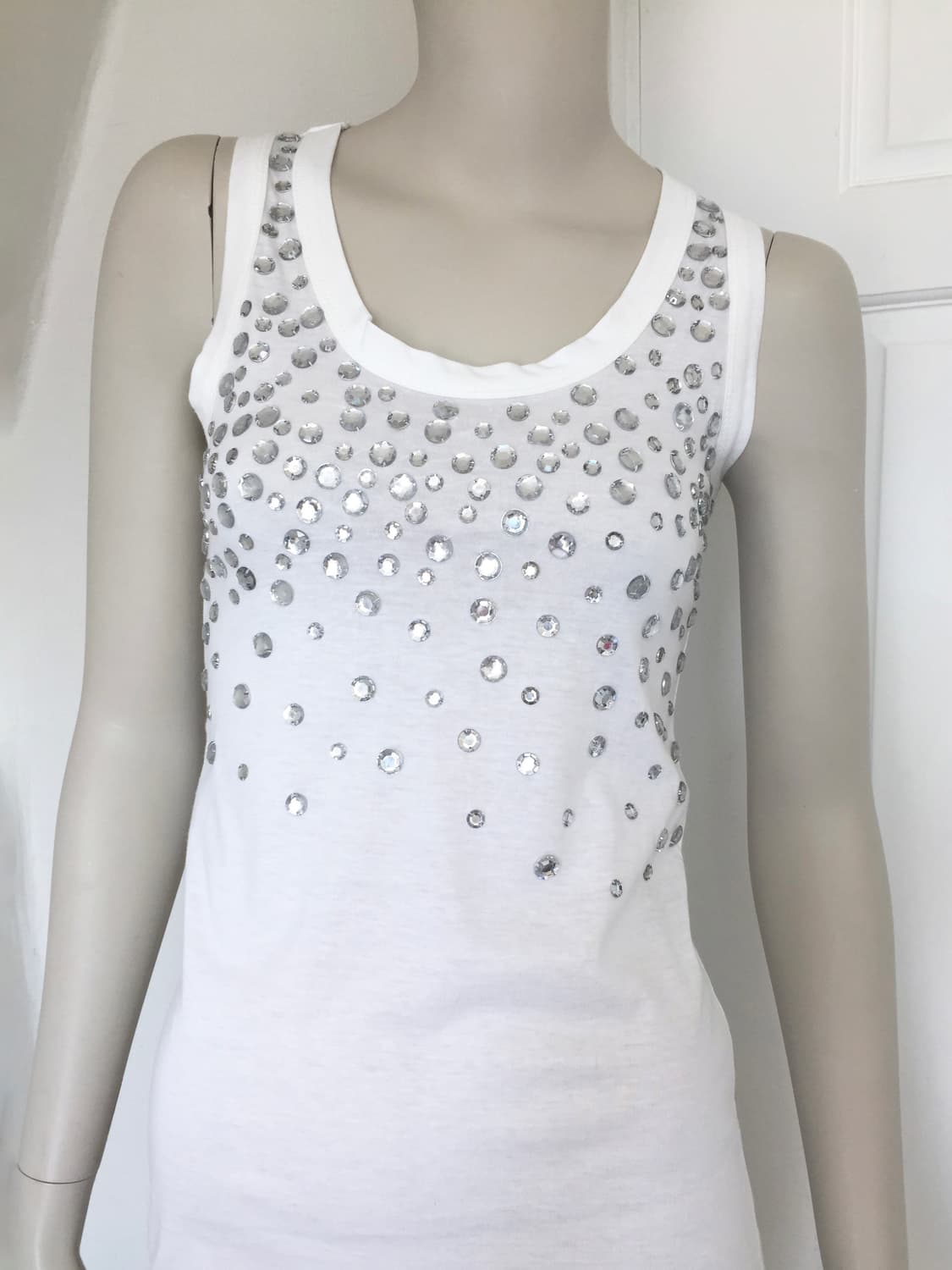 Bold Crystal Tank Top 상품이미지1