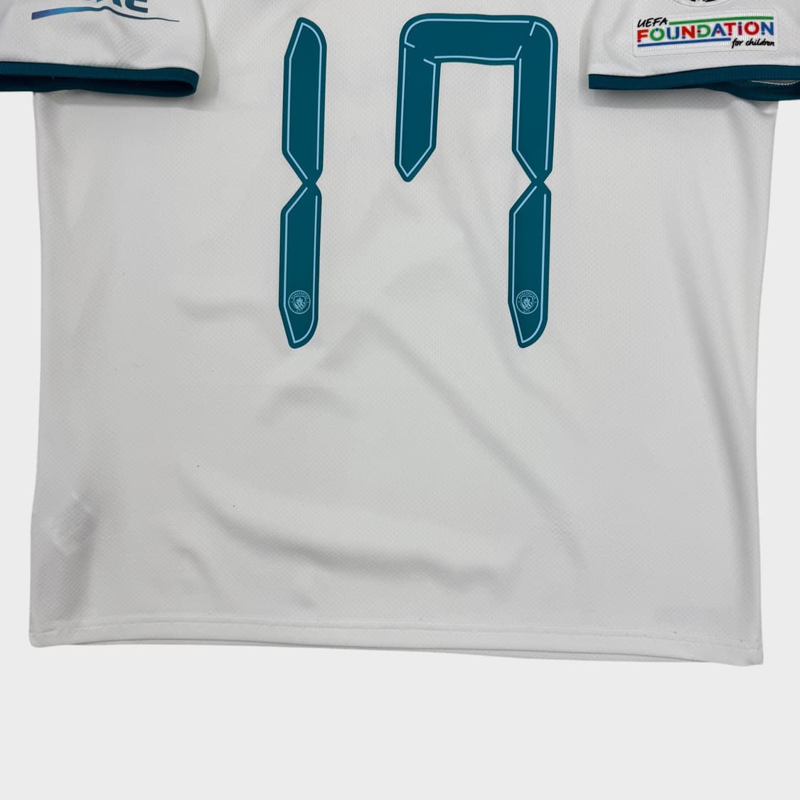 21-22 맨체스터 시티 어웨이 No.17 케빈 데브라위너 상품이미지8