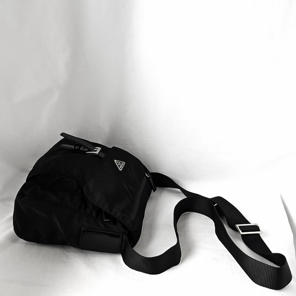 [정품 PRADA] 프라다 나일론 크로스백 주우재백 남녀공용 상품이미지2