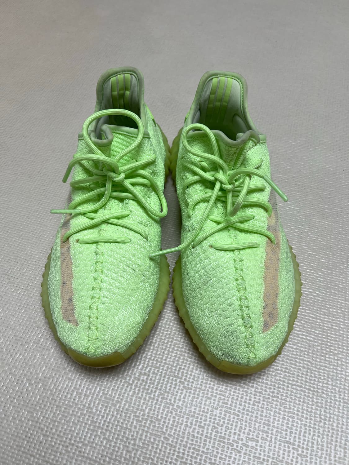 이지부스트350v2글로우 265사이즈 상품이미지2