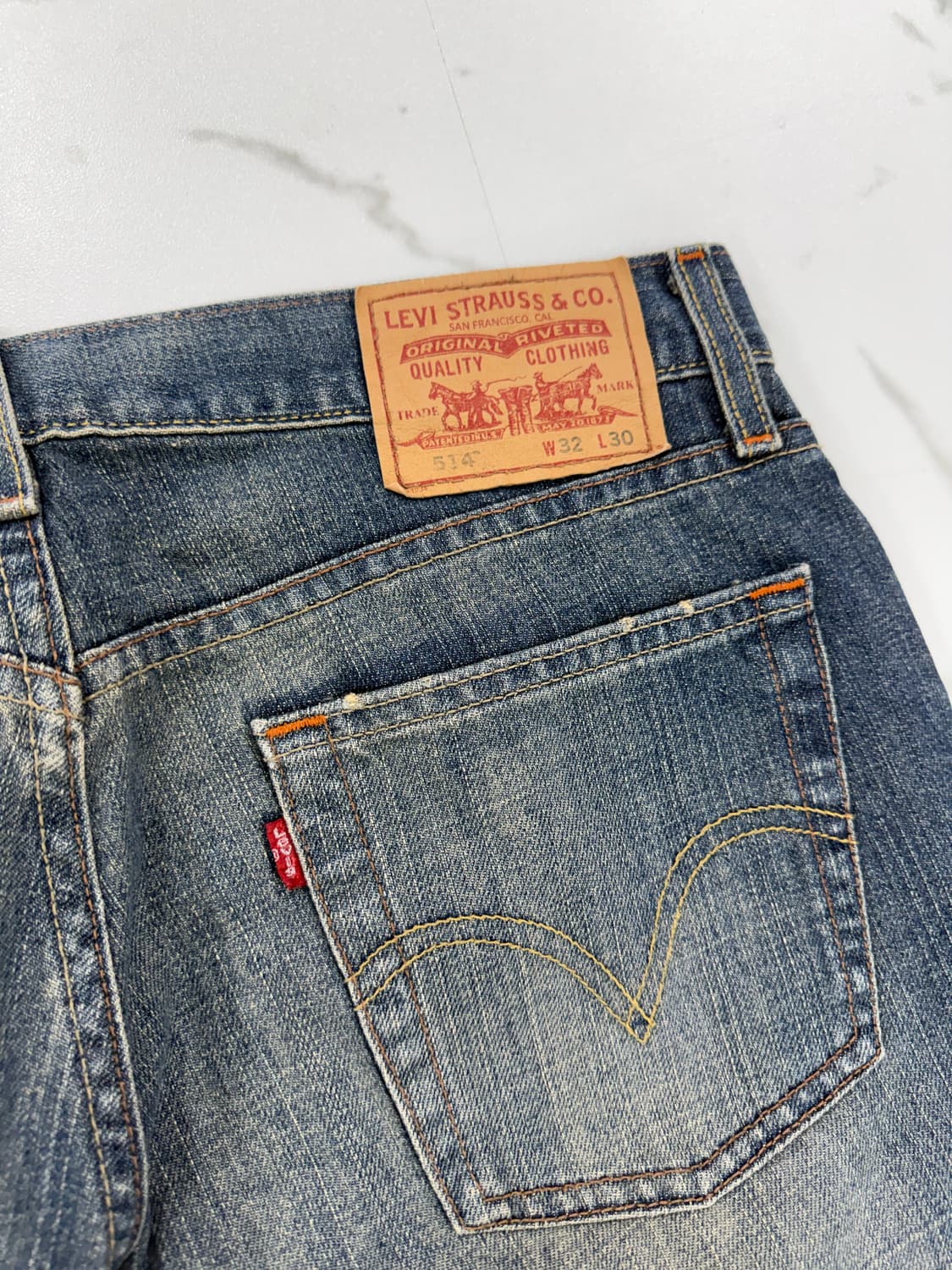 Levi's 리바이스 514 워시드 데님 팬츠 상품이미지2
