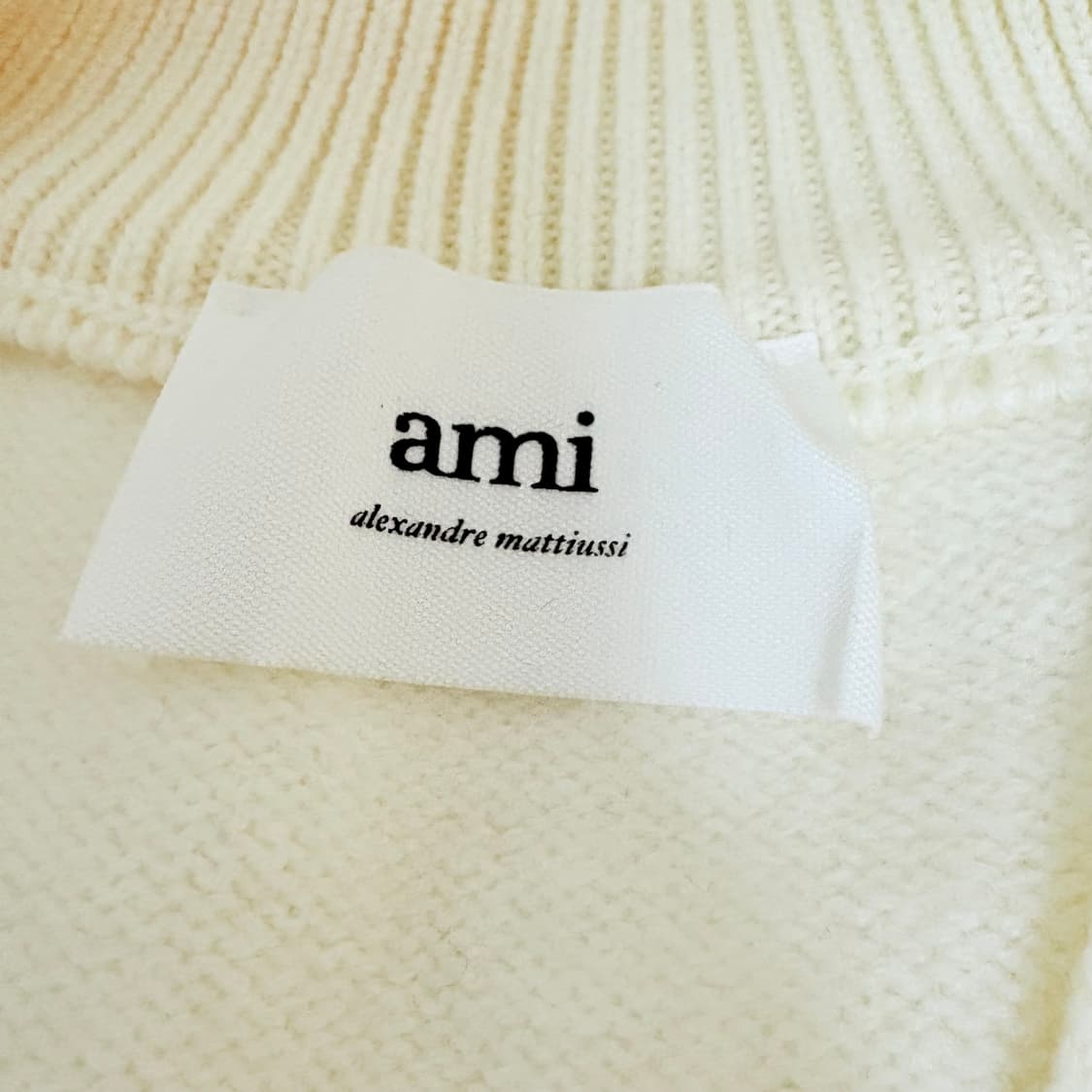 아미 빅하트 가디건 택달린 새제품 m사이즈 상품이미지2