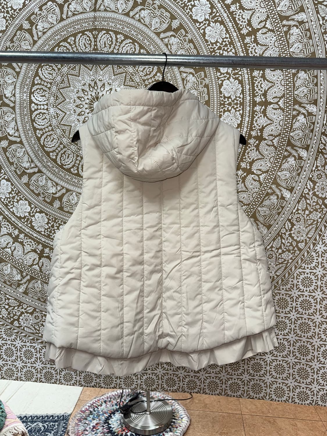 RYAN NEWYORK 리안뉴욕 프릴 디테일 경량 패딩조끼  상품이미지6