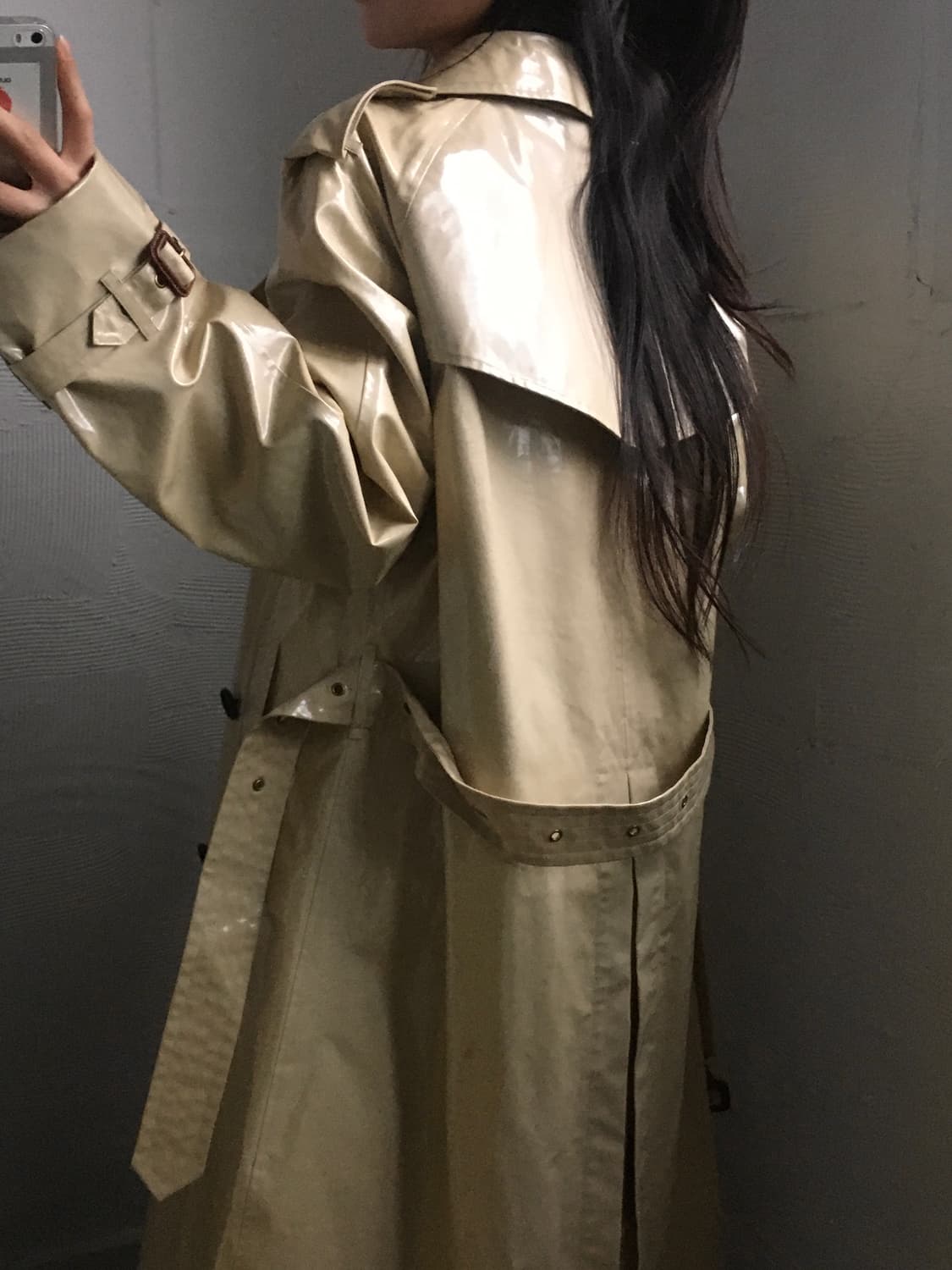 Burberry 버버리 라미네이트 더블 트렌치 코트  상품이미지3