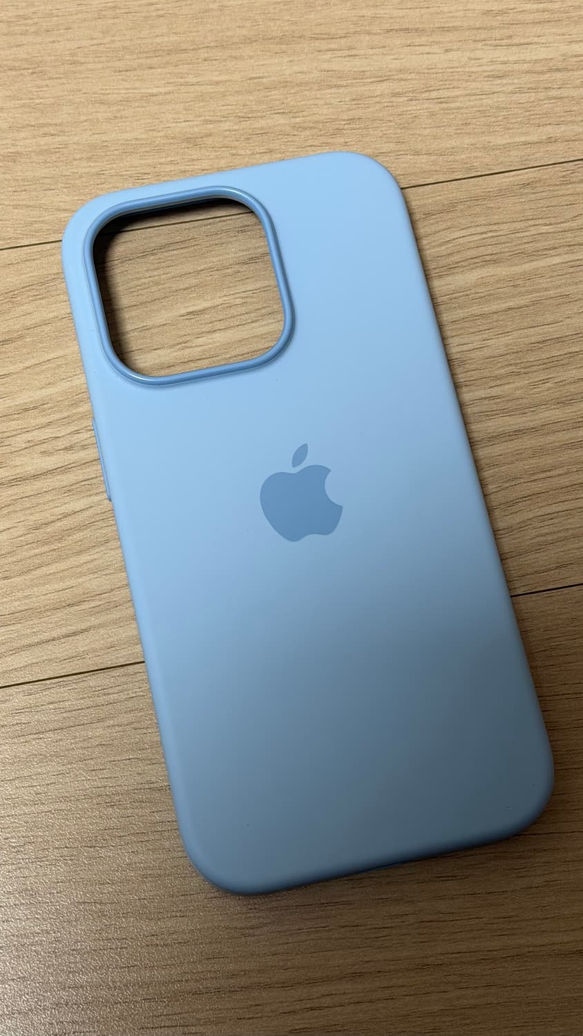 아이폰 14프로 정품 실리콘 케이스 상품이미지1