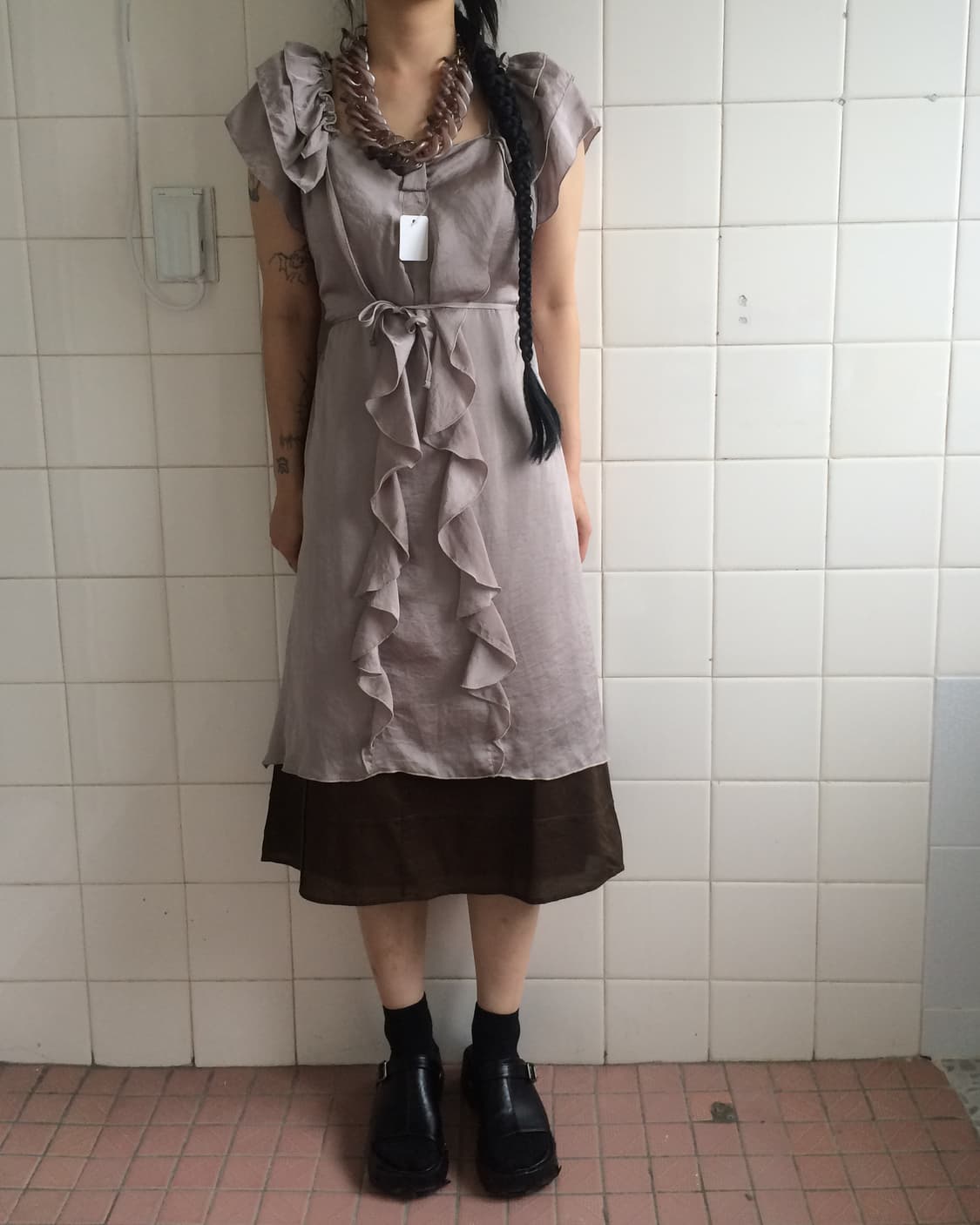 Ruffle point glossy onepiece 상품이미지7