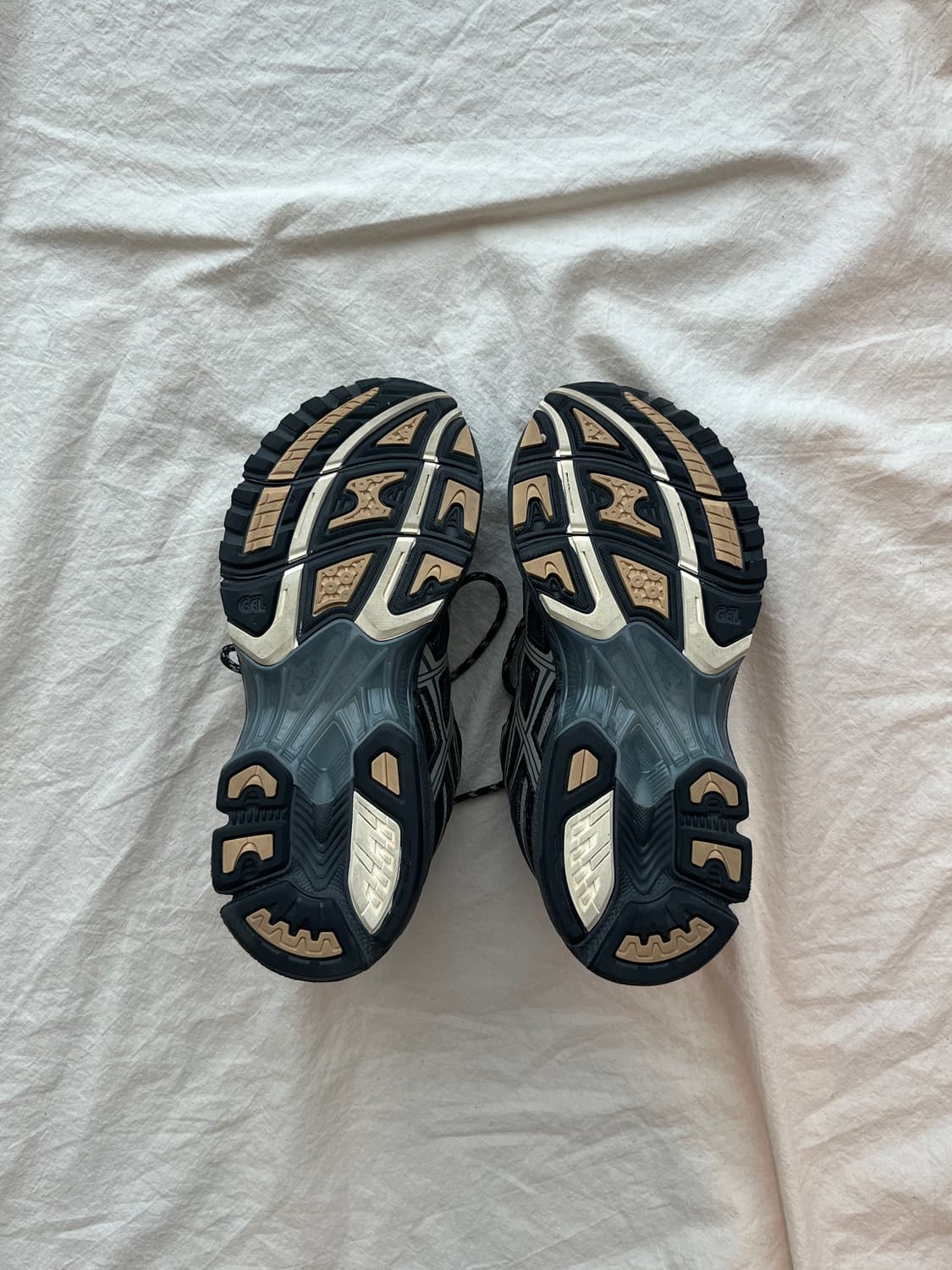 아식스 젤 님버스 10.1 블랙:클레이그레이 상품이미지5