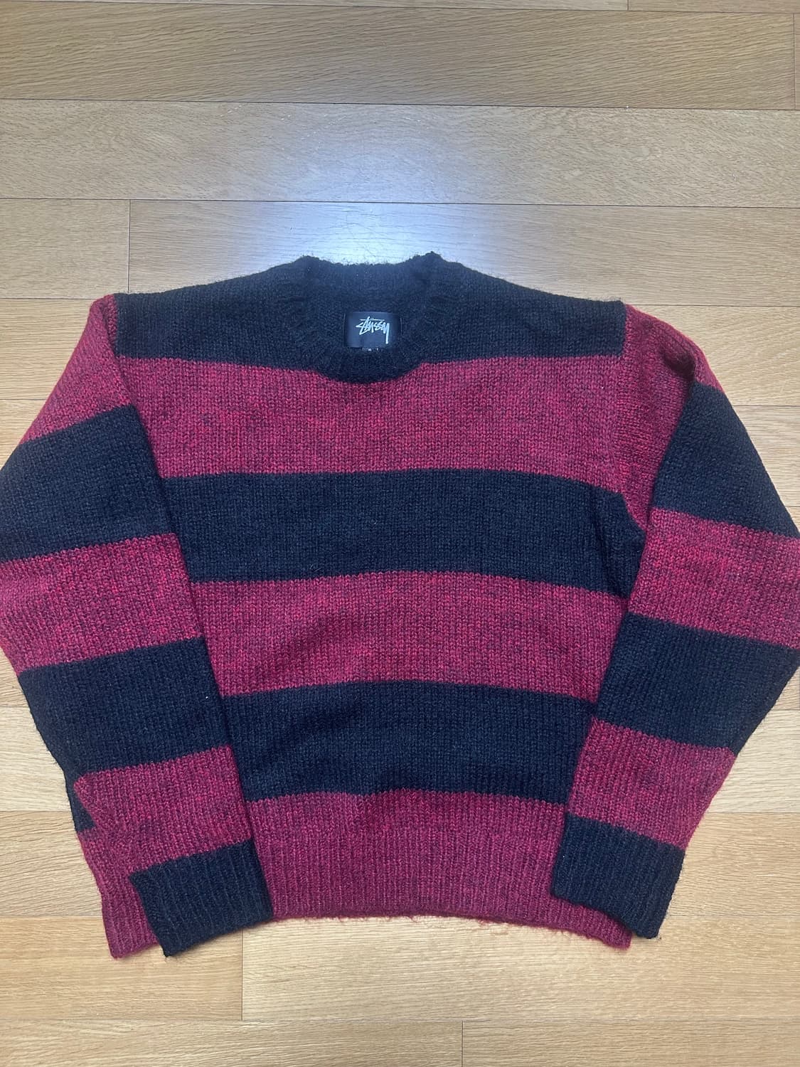 스투시 스트라이프 스웨터 상품이미지1