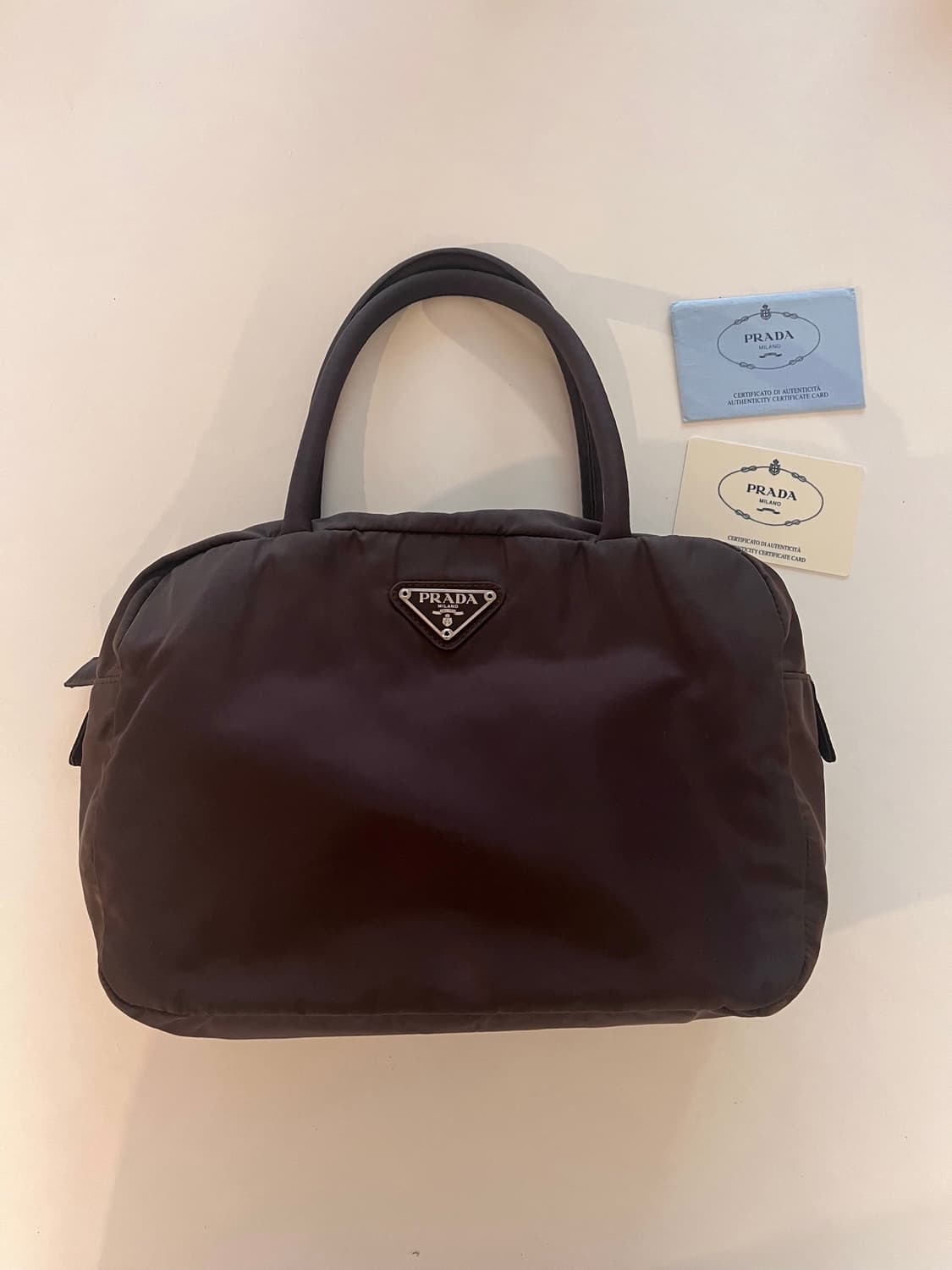 Prada 프라다 테수토 나일론 패딩 토트백  상품이미지1