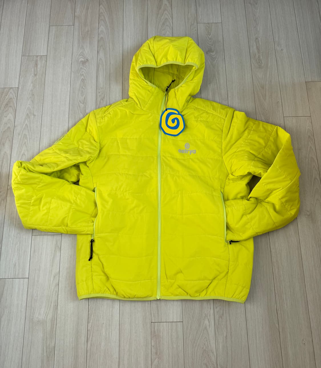 오스트리야 경량패딩 XL (새상품) 상품이미지2