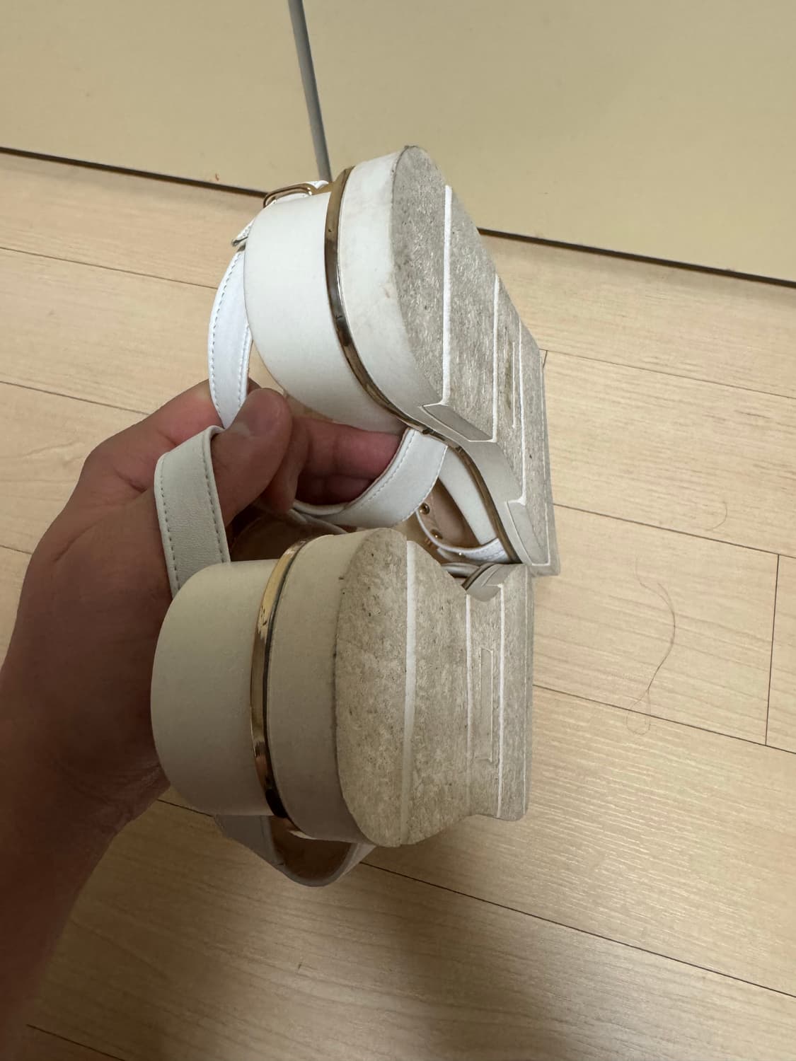 소다 여성 4CM 스트랩 샌들  상품이미지6