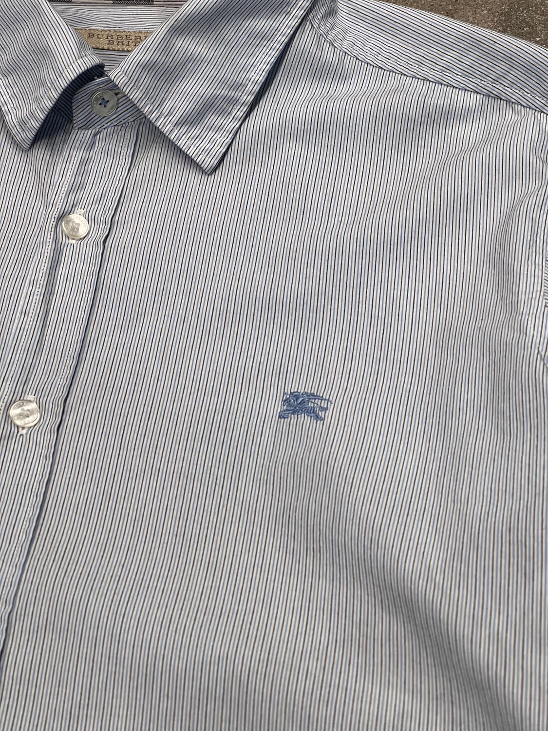 버버리 브릿 스트라이프 코튼 셔츠  상품이미지2