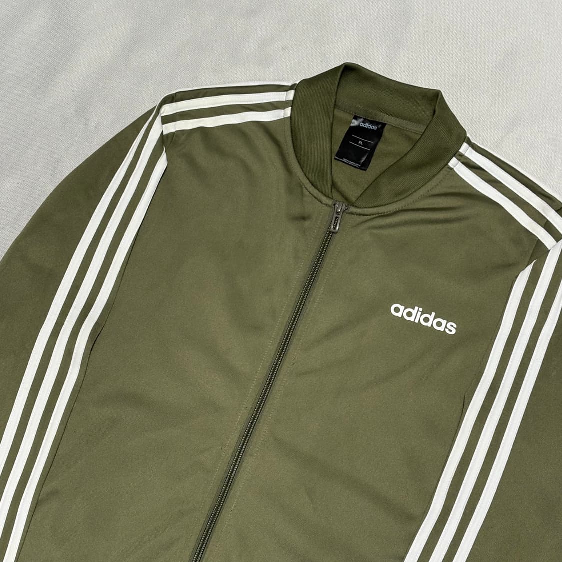 XL 아디다스 올리브 로고 레터링 져지 상품이미지1