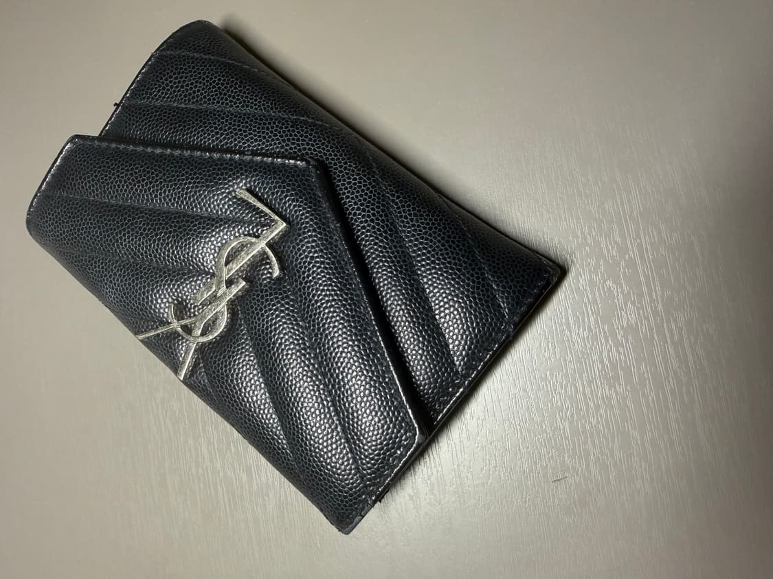 생로랑 엔벨로프 반지갑 상품이미지8