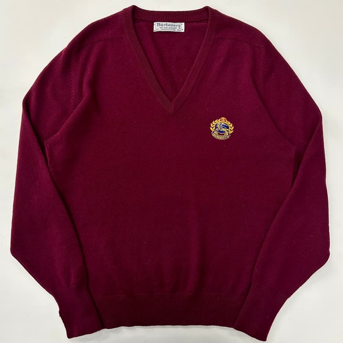 버버리 크레스트 와펜 버건디 램스울 브이넥 니트 상품이미지1