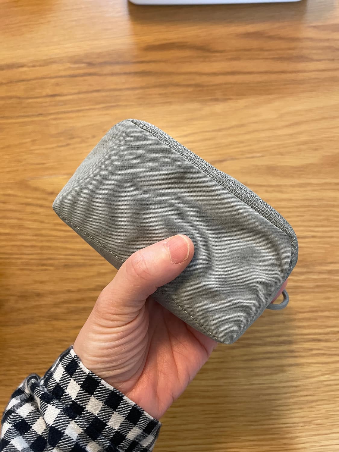 무인양품 크게 열리는 파우치 그레이S 상품이미지2