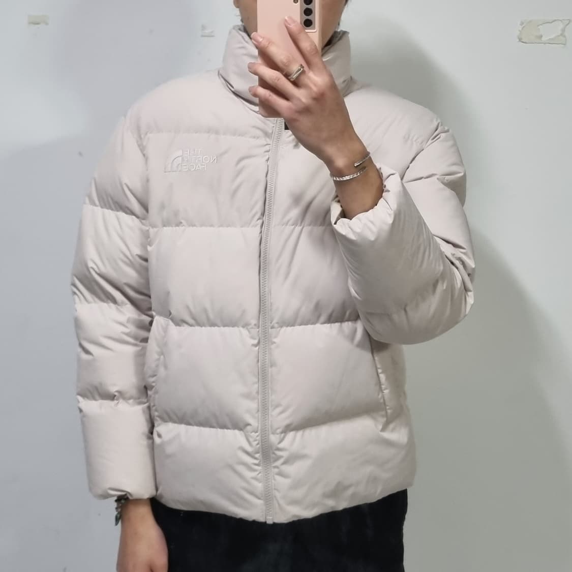 노스페이스 화이트 패딩 상품이미지3