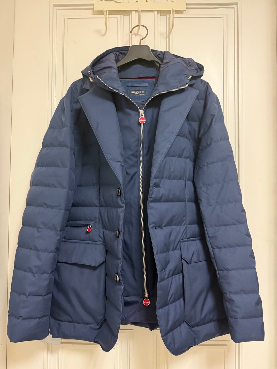 키톤 퀼팅 패딩 재킷 네이비 52사이즈 판매합니다 상품이미지6