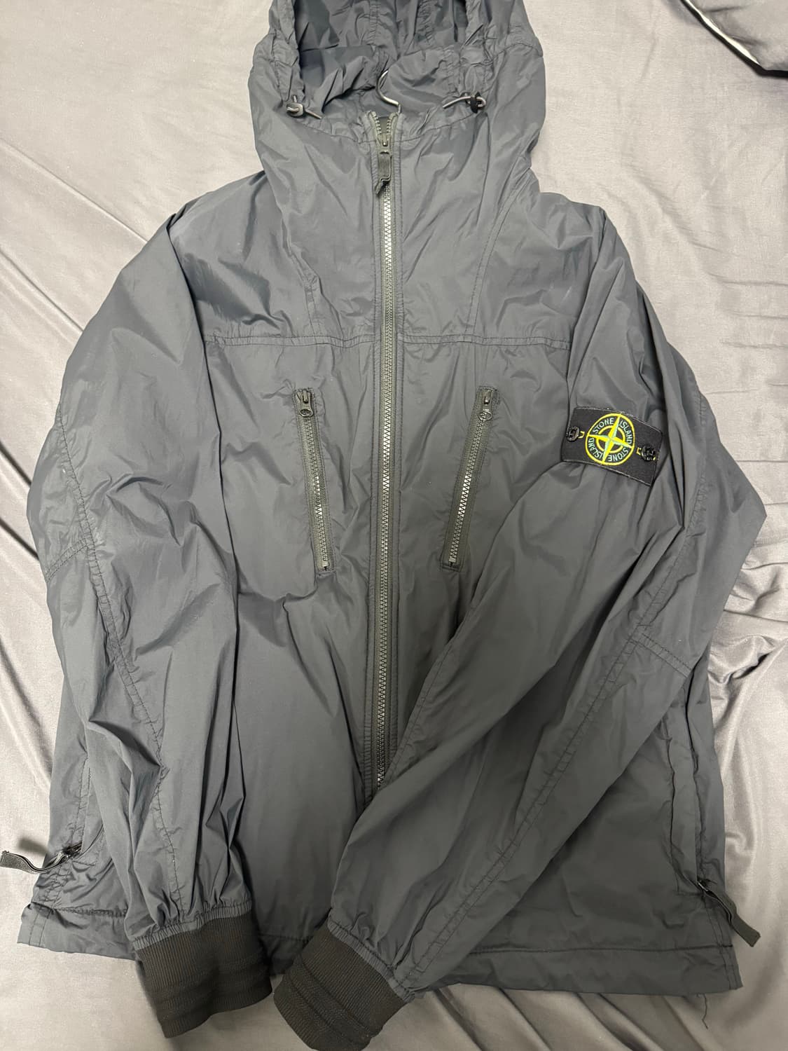 스톤아일랜드 바람막이m 상품이미지1