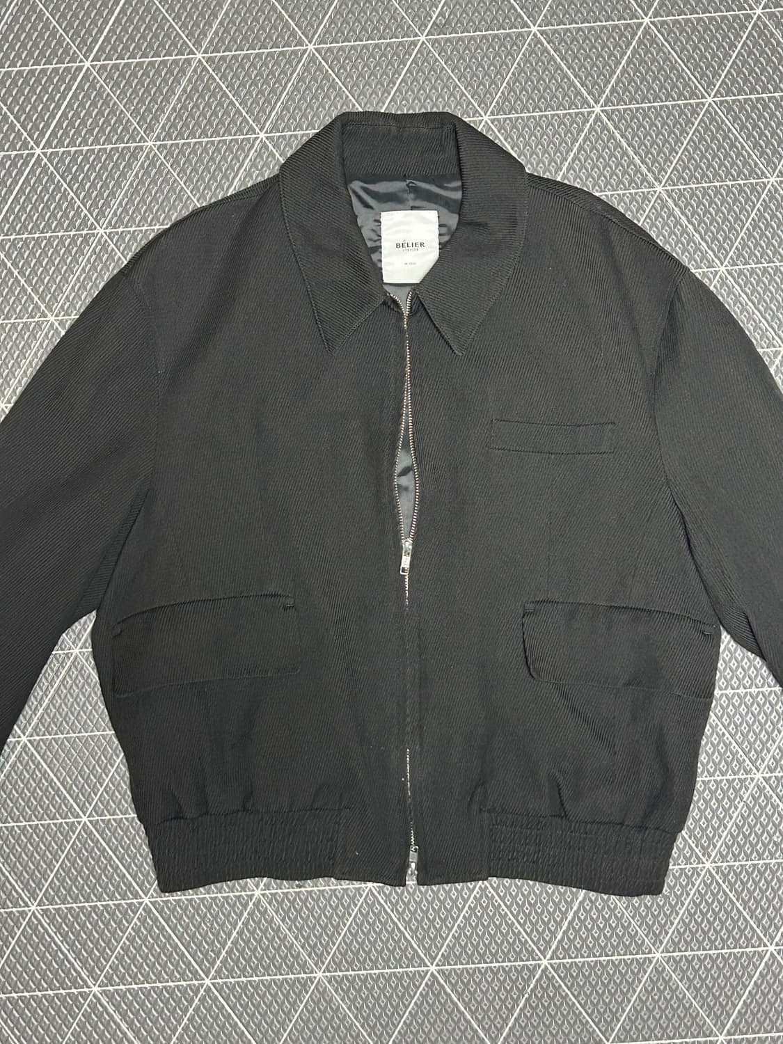 벨리에 다이에그널 블루종 블랙 M 상품이미지1