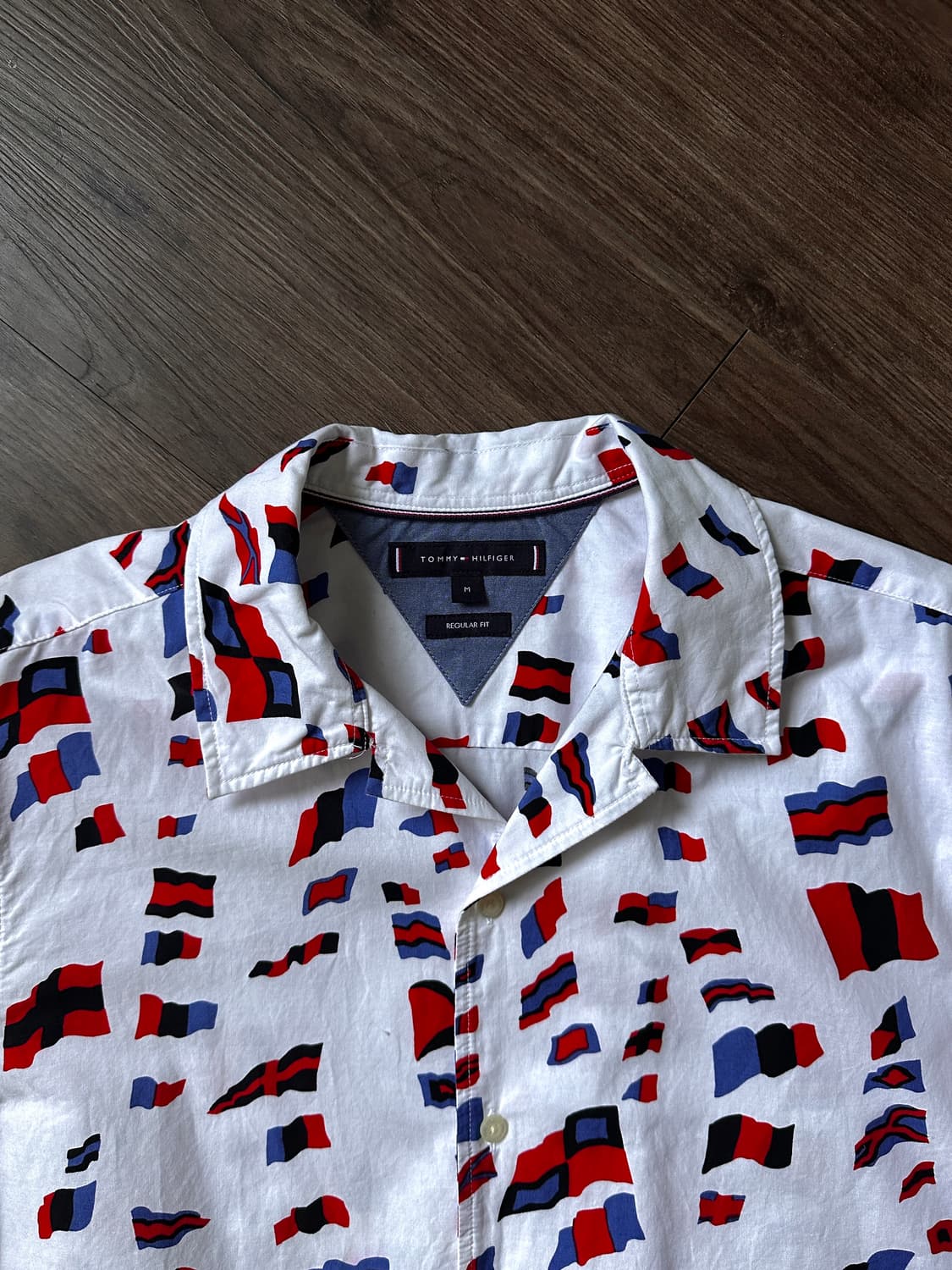 Tommy Hilfiger 올오버 플래그 하프 셔츠 상품이미지8