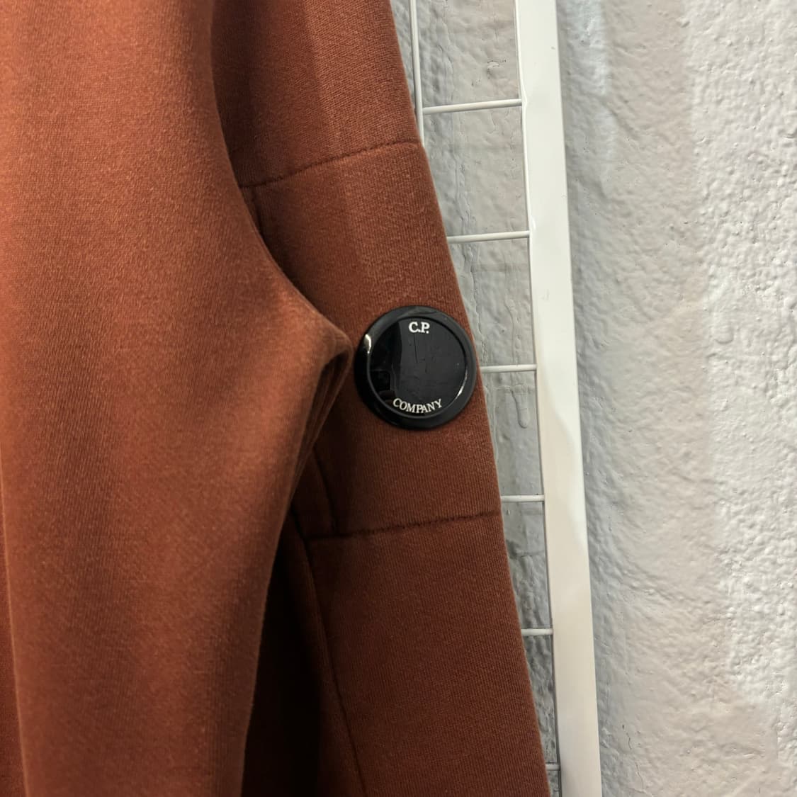 CP컴퍼니 브라운 스웻셔츠 M 상품이미지5