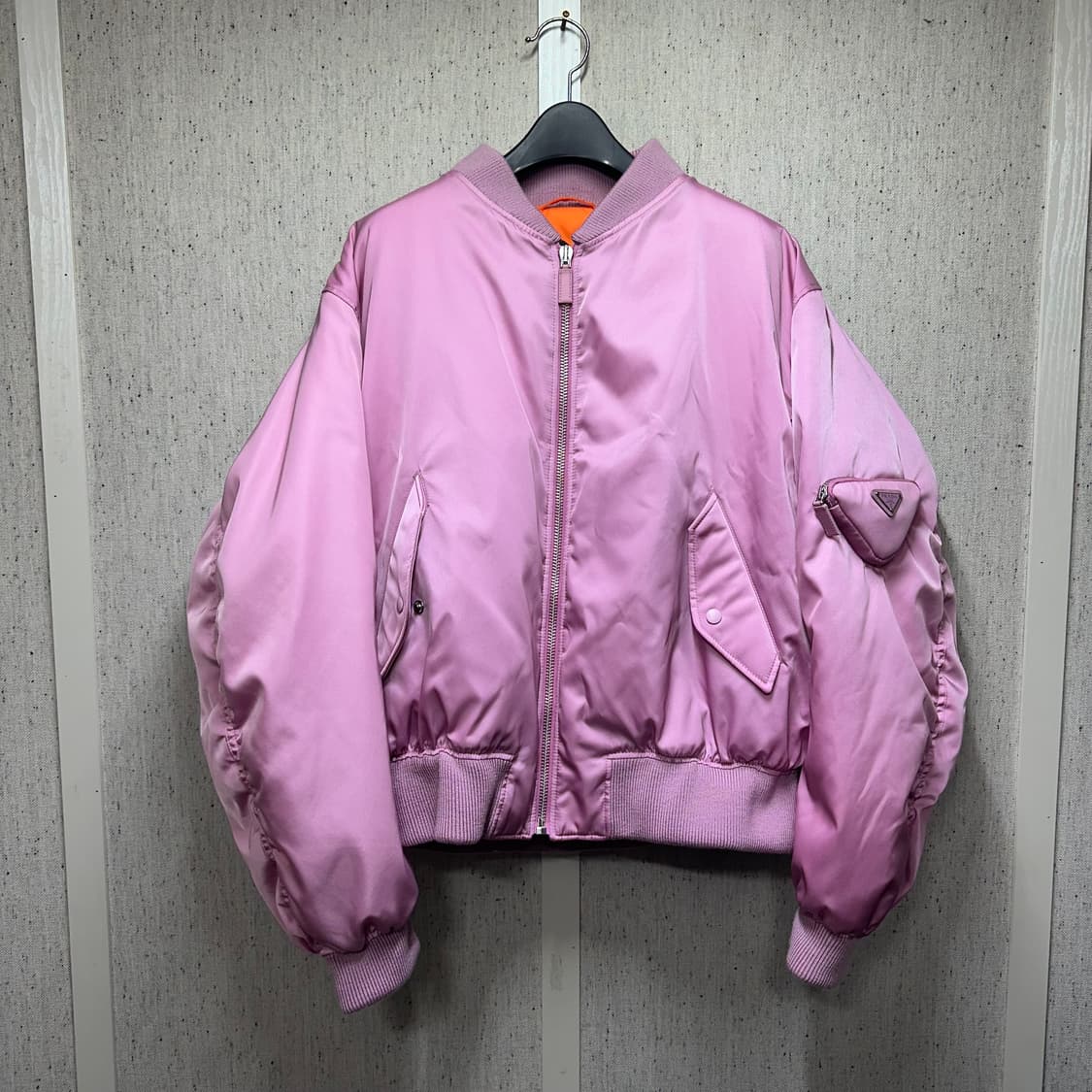 프라다 라프시몬스 파우치 봄버 상품이미지1