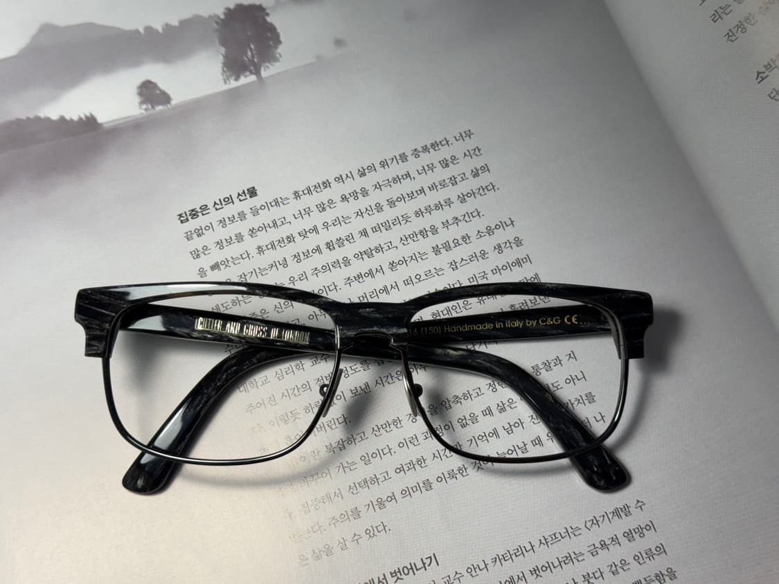 커틀러 앤 그로스 스퀘어 하금테 쉐입 영국 브랜드 안경 0006 상품이미지2