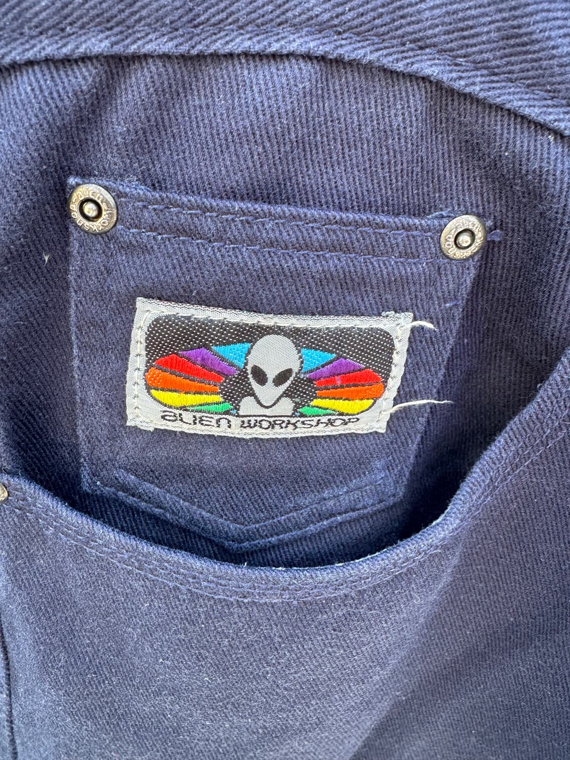 00s 에일리언워크샵 네이비팬츠 상품이미지5