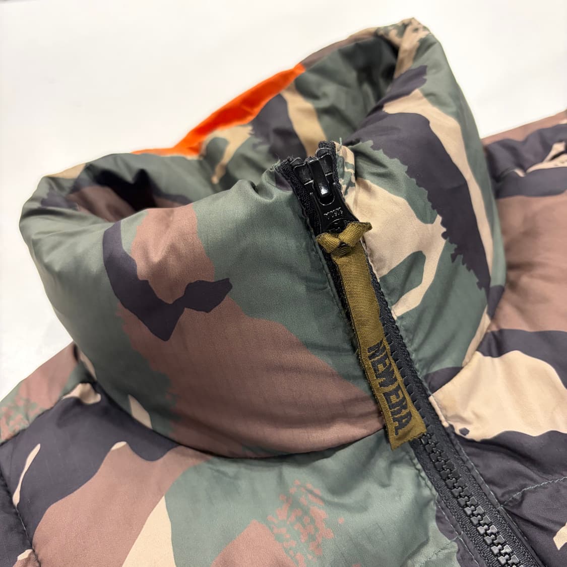 [90] 뉴에라 카모 블럭 퀼팅 패딩 점퍼 B537 상품이미지4