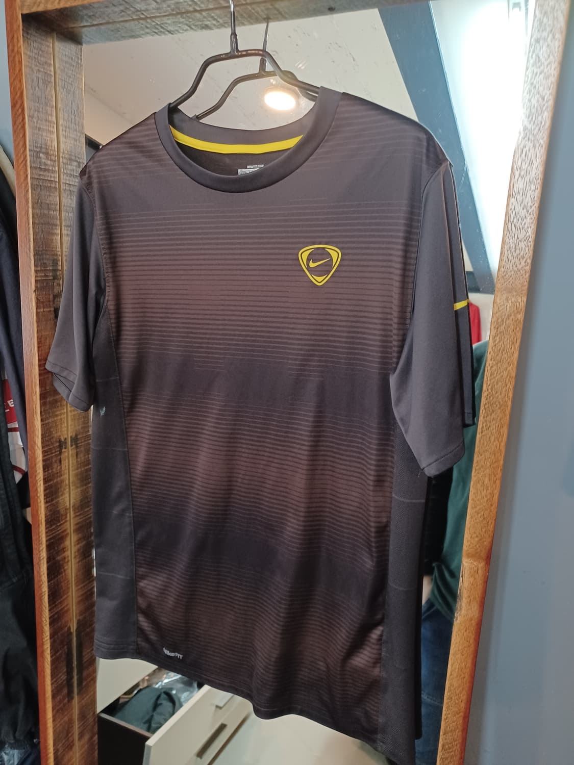 나이키 해외판 나이키핏 메쉬 기능성 반팔 s m 상품이미지5