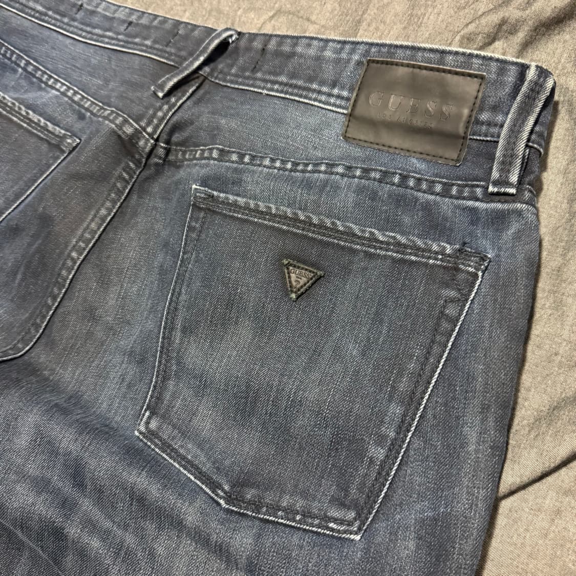 Lincoln Slim Straight Jeans 상품이미지6