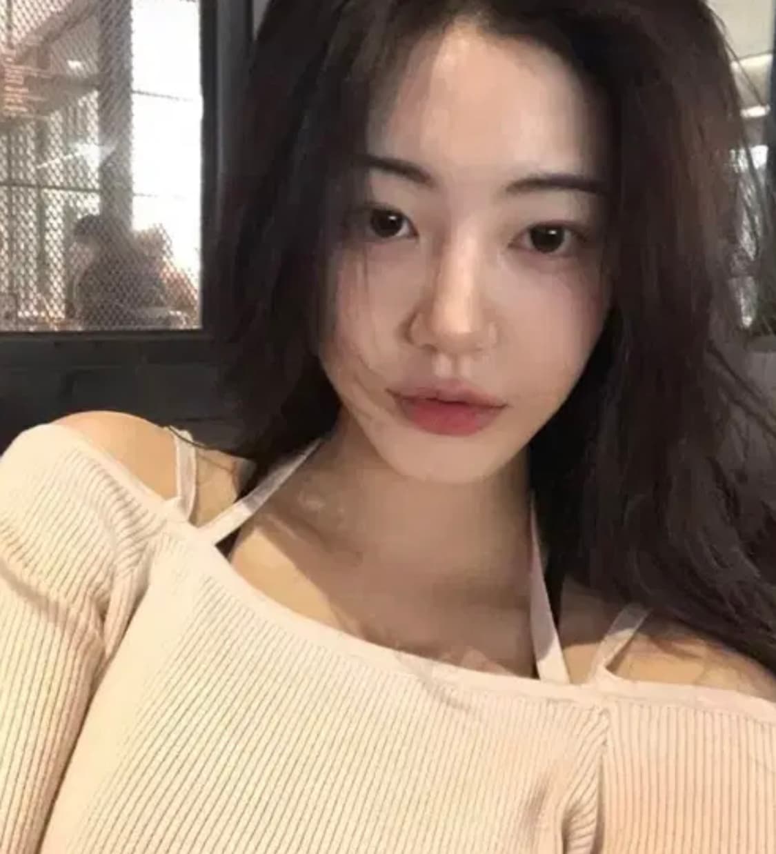 제니오 오프숄더+나시 세트 (트리플 스트랩 티 x자 캡내장 슬리브리스) 상품이미지2