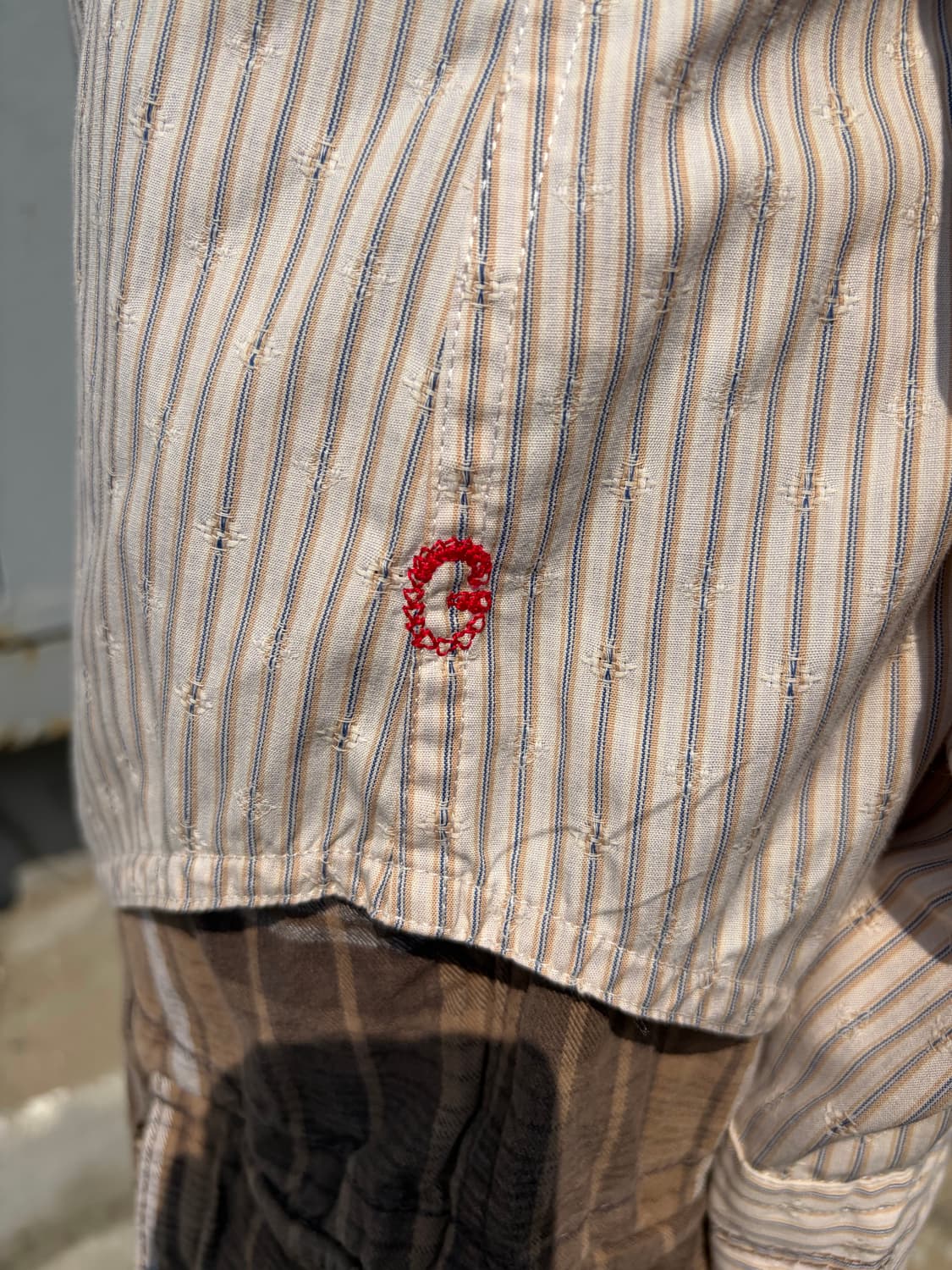 00s GUESS JEANS 베이지 스트라이프 셔츠  상품이미지4