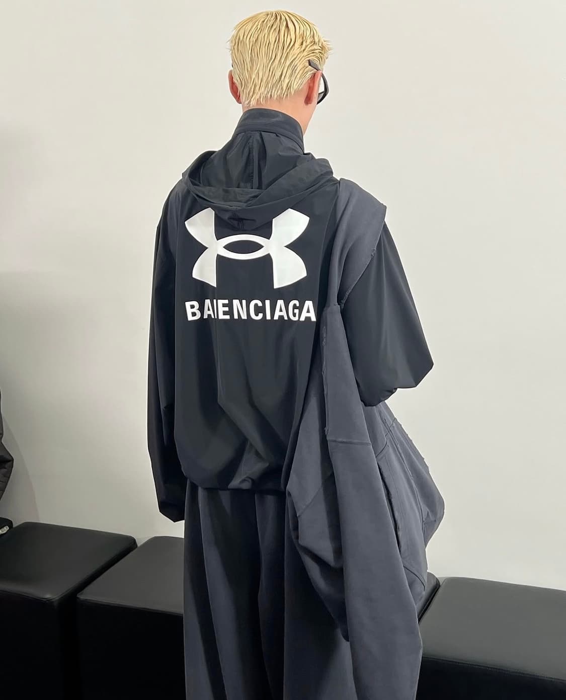 발렌시아가 x언더아머 [L] 상품이미지2