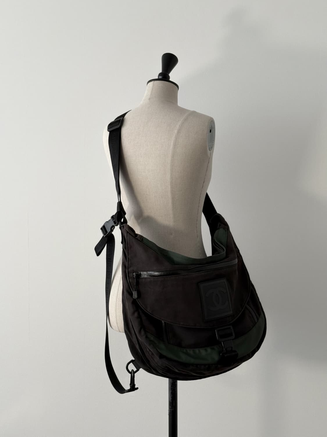 CHANEL Sports Canvas Crossbody Bag 상품이미지1