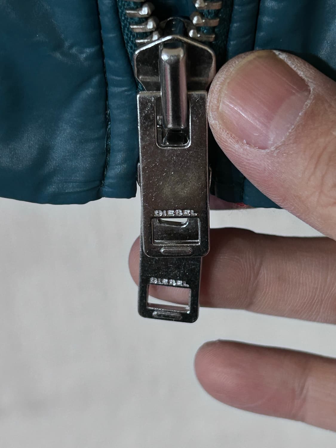디젤 우먼 크롭 3M 경량 패딩 상품이미지7